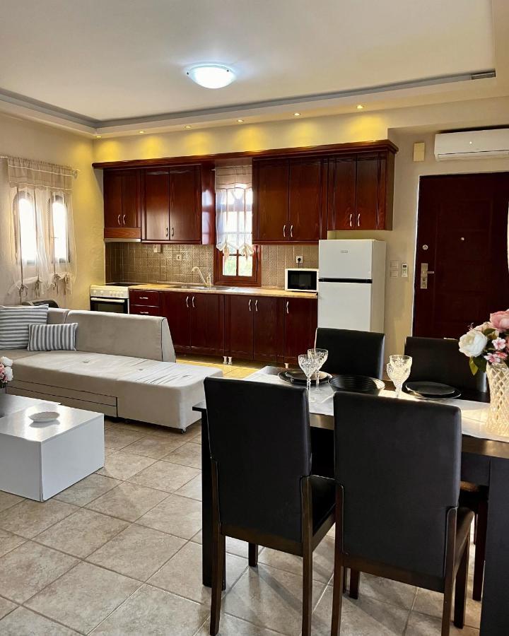 Villa Karolina Nea Poteidaia Dış mekan fotoğraf